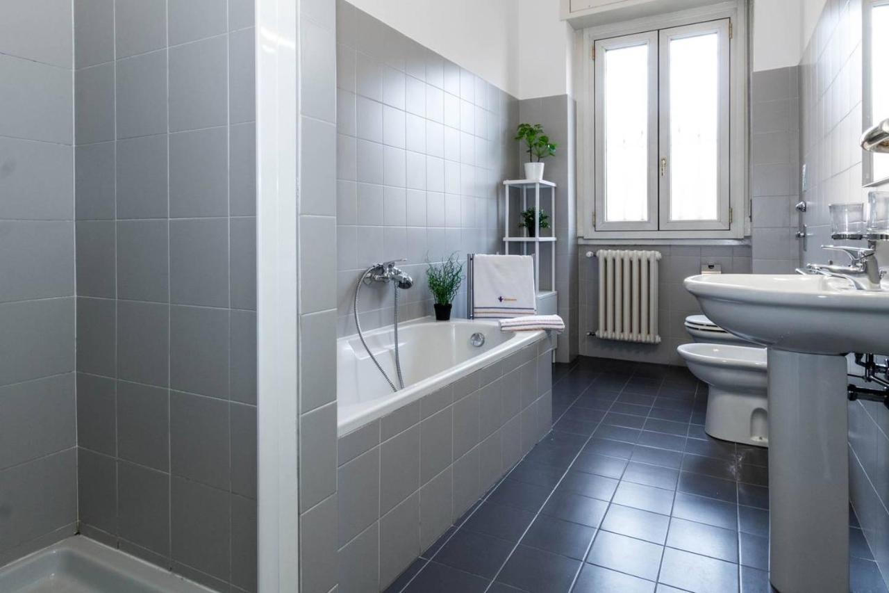 Joivy Lovely Family Apt For 7 Near San Lorenzo Columns Milan Bagian luar foto